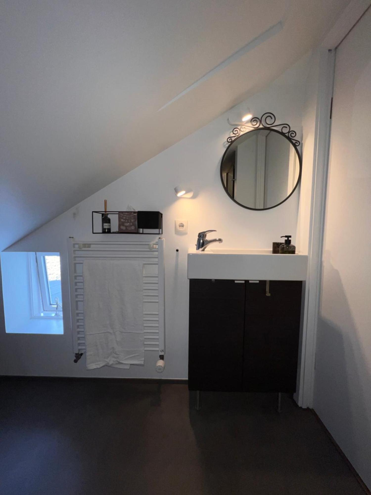 Torg Guest House Ακουρέιρι Δωμάτιο φωτογραφία
