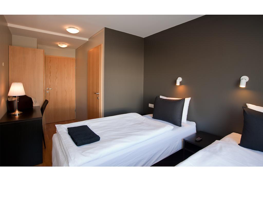 Torg Guest House Ακουρέιρι Δωμάτιο φωτογραφία